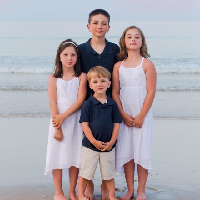 orlando family photographer, professional photographer daytona beach, new smyrna beach photographer, ponce inlet photos, beach photos daytona, family photographer, vacation photographer orlando, disney family photographer