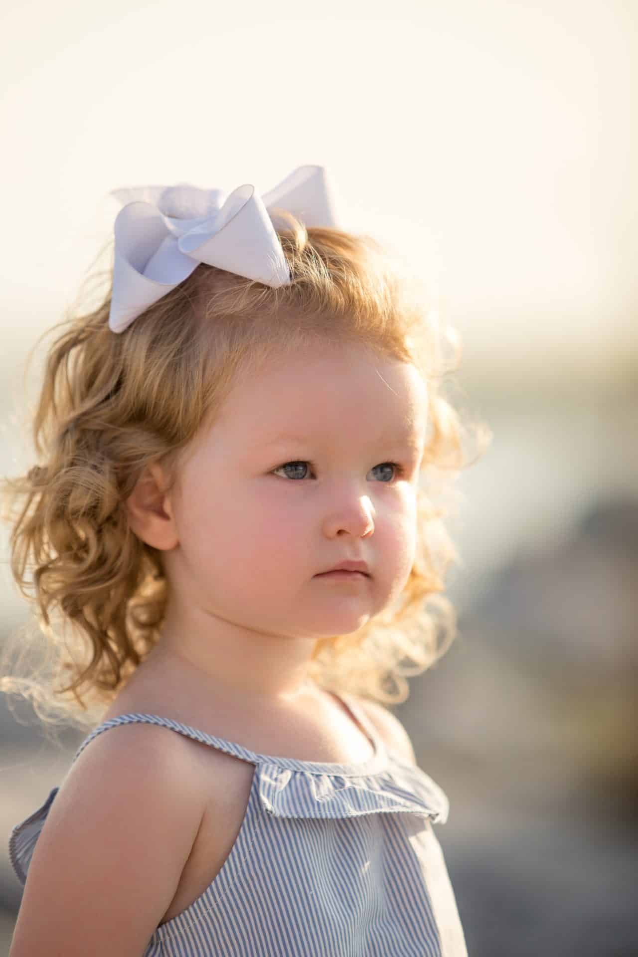 beach photos at lighthouse point park, ponce inlet portraiture, family portrait services, professional family portrait