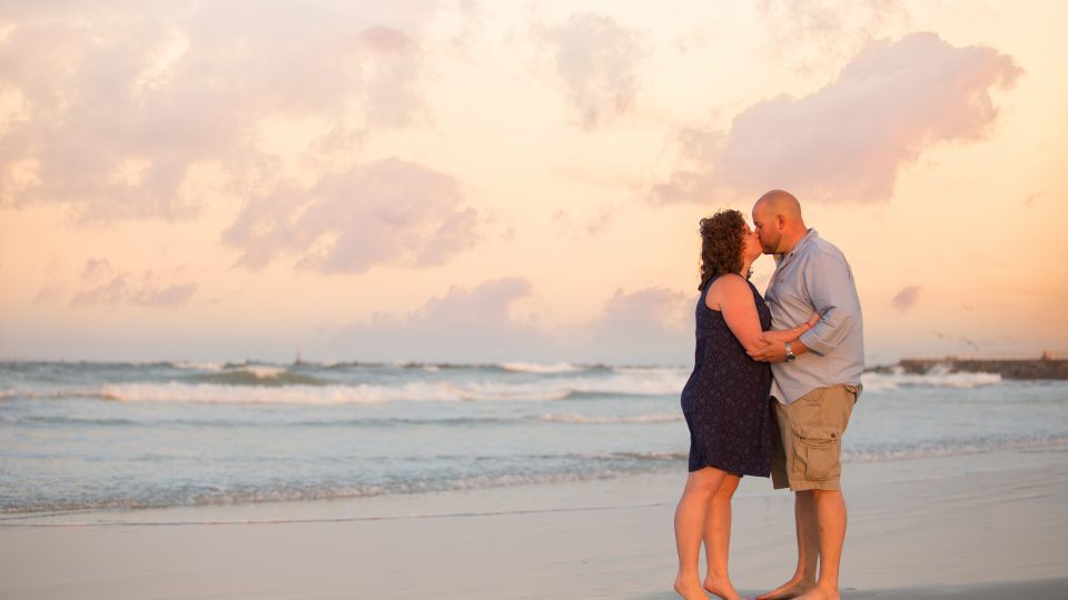 couple photography ponce inlet, photographer in orlando, professional photographer ormond beach, Orlando Beach Photographer, photography services orlando, Lake mary photographer