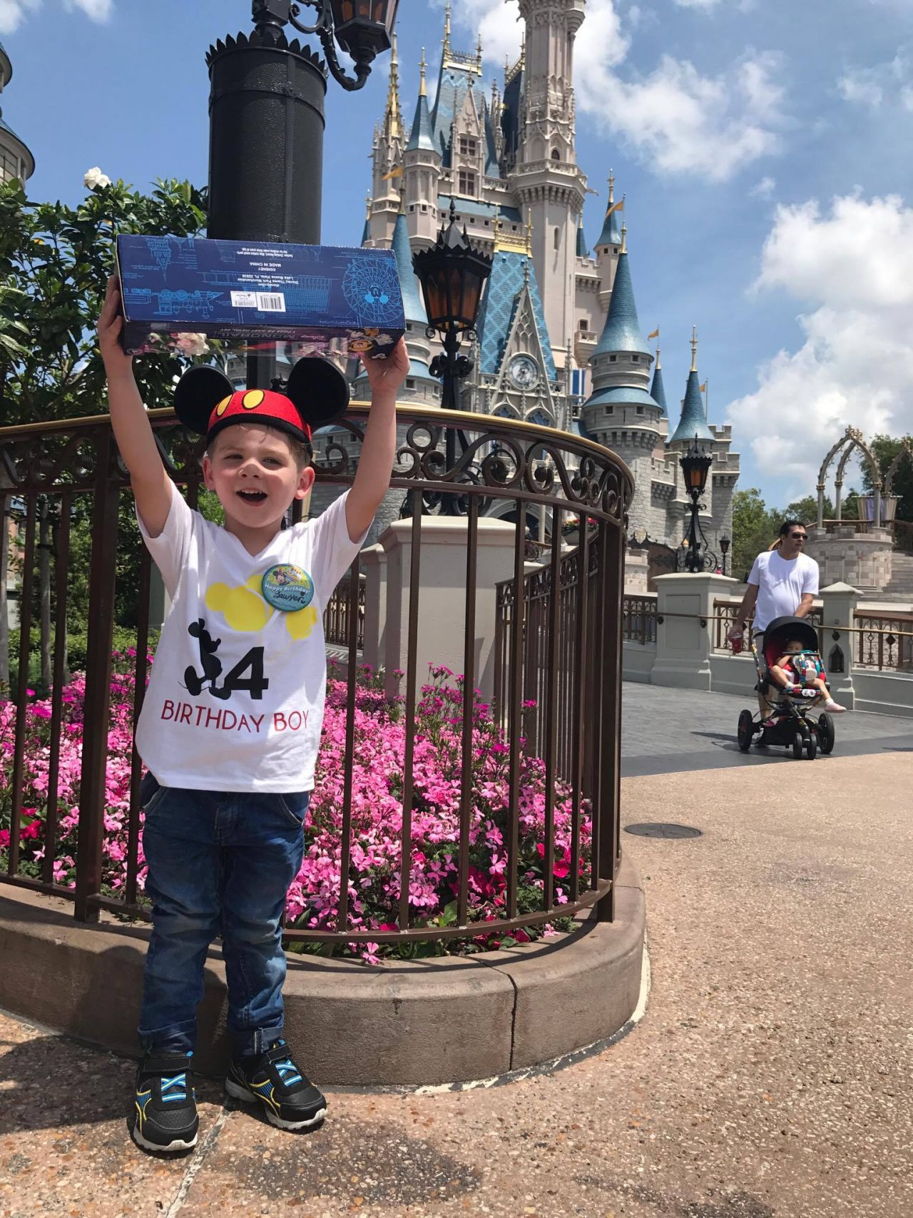 orland portrait photographer captures a photo at disney world