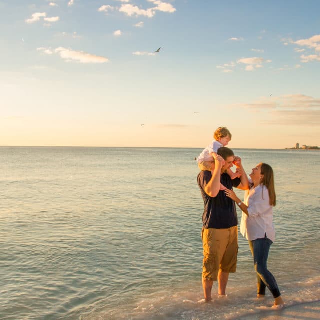 Family beach photography in siesta key fl