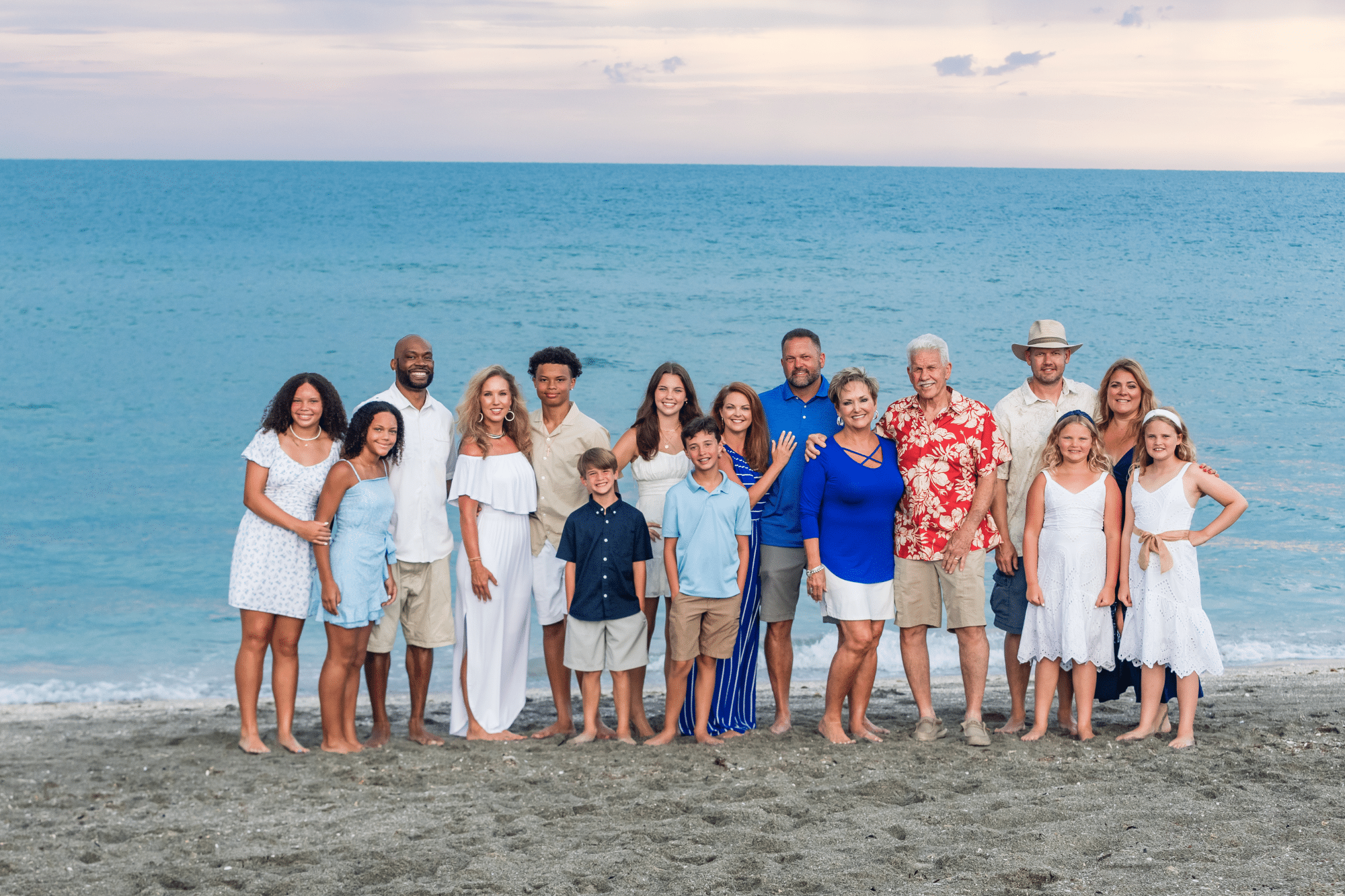 siesta key beach photographer captures extended family beach portrait in turtle beach